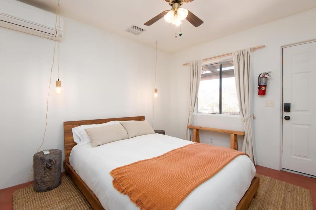Renovated Lodge - Room 1 With Pool Access Joshua Tree Ngoại thất bức ảnh